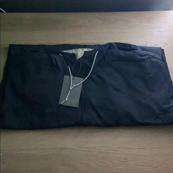 ASOS DESIGN jacket with storm vent stone lining - Picture 2 of 7